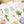 Laad afbeelding in galerie, Stickervel Lettoon A6 - Flower Power
