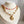 Laad afbeelding in galerie, Bedel Tussenstuk Zoetwaterparel 18x8.5mm Goud - 1 stuk