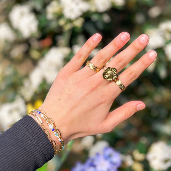 Ring Row Of Flowers