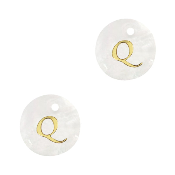 Pendant Shell 15mm Letter Q - Gold