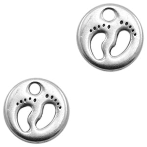 DQ Charm Coin With Feet Antique Silver